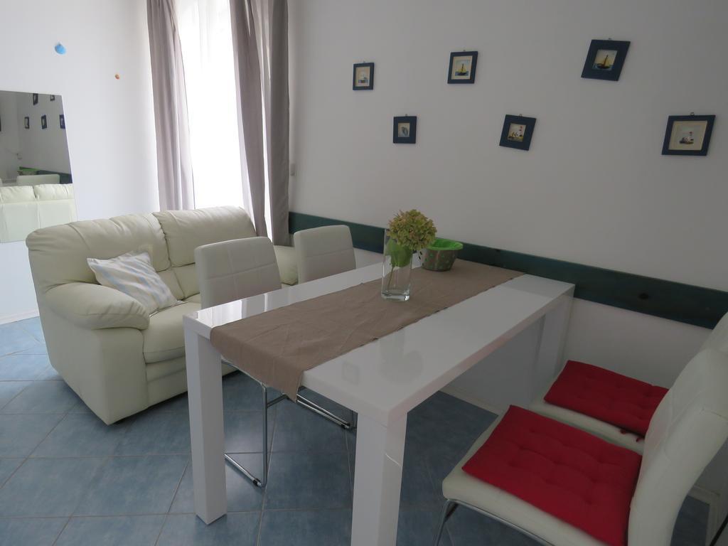 Apartments Villa Urbajs Vrsar Exterior photo